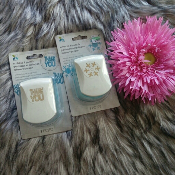 Momenta Other - Duo scrapbook punches snowflakes/thankyou